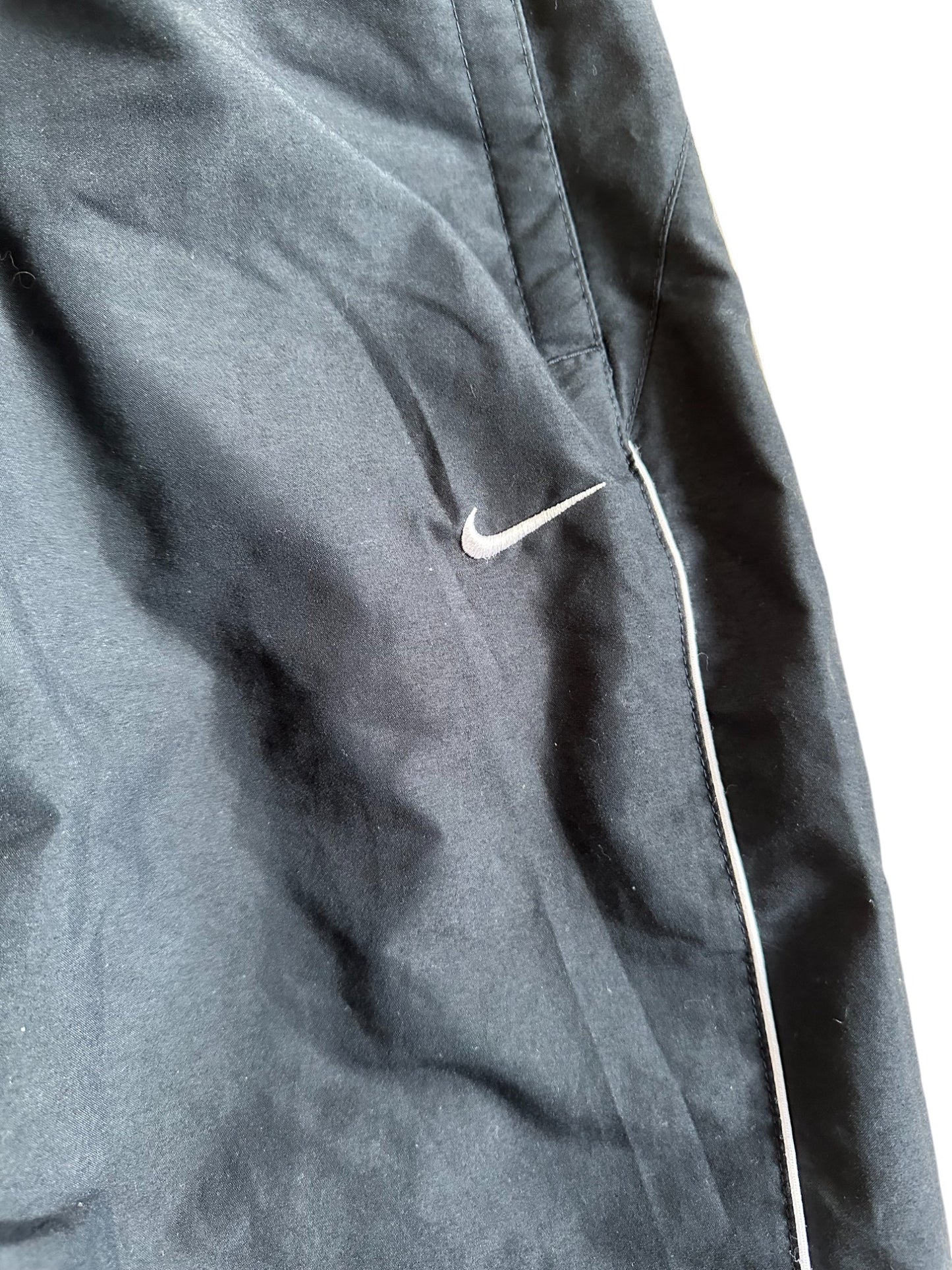 nike trackpants (xl)