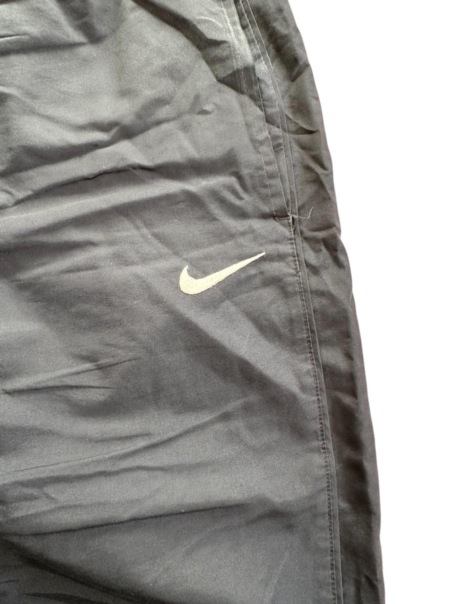 nike trackpants (l)