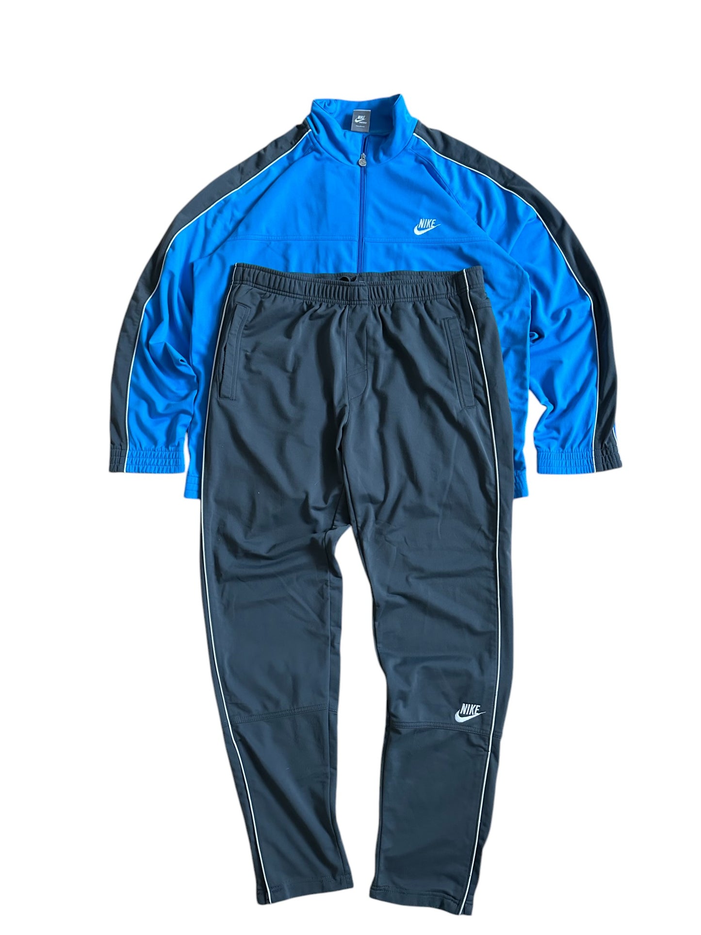 nike tracksuit (xl)