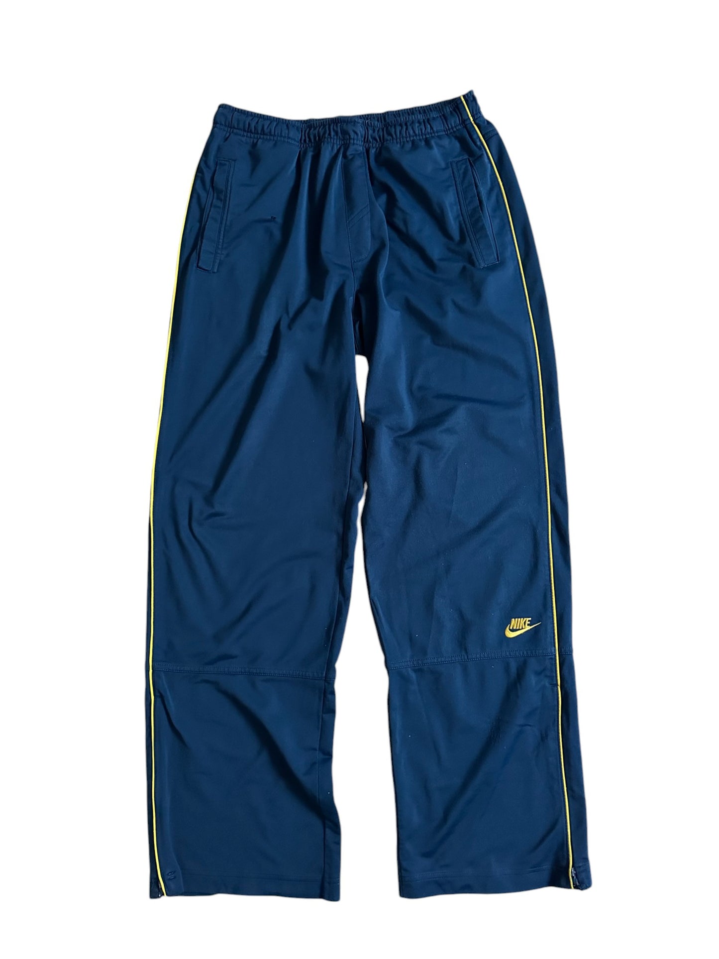 nike tracksuit (xl)