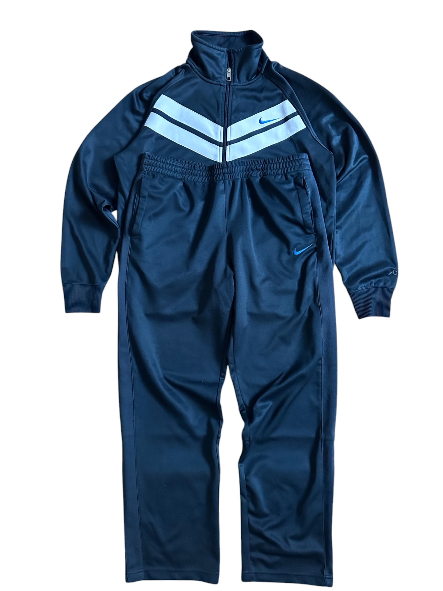 nike tracksuit (l)