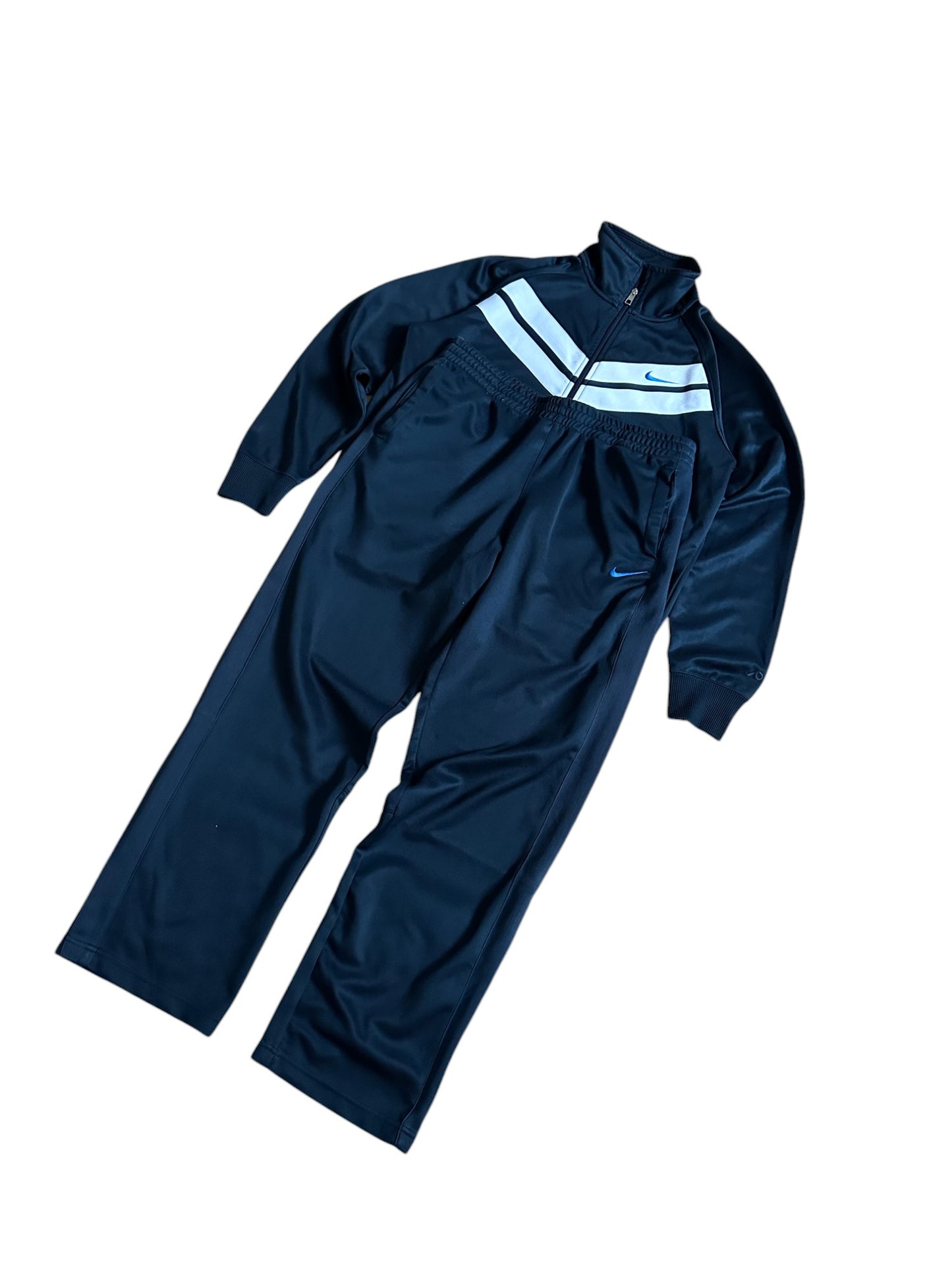 nike tracksuit (l)