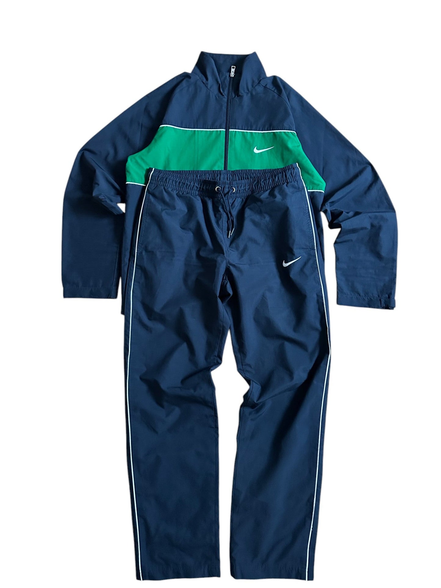 nike tracksuit (s)