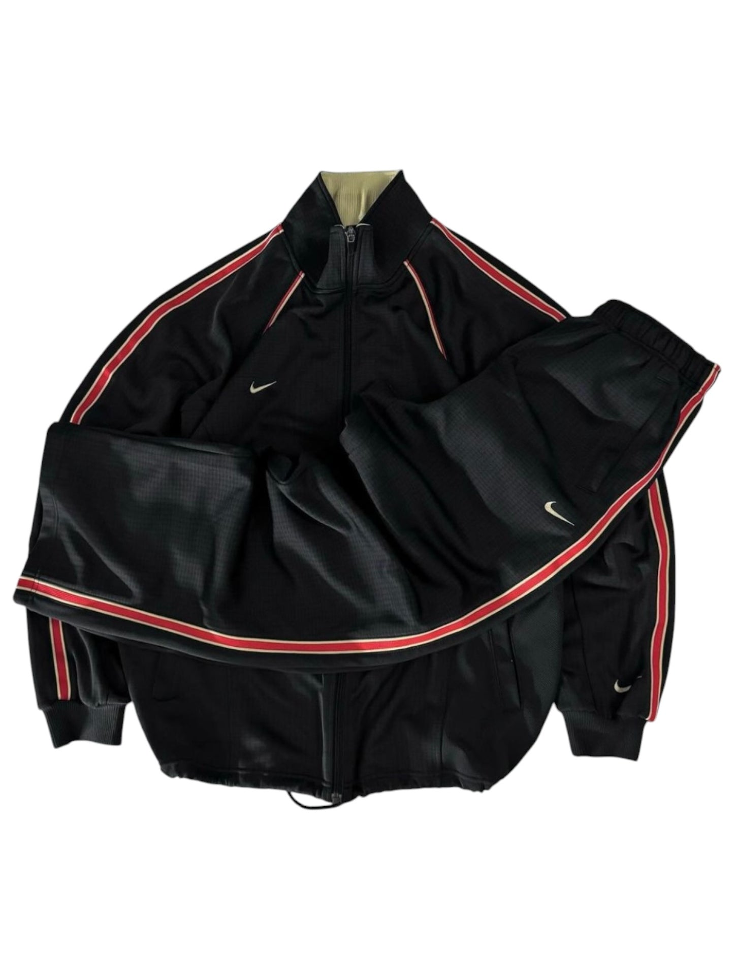 nike tracksuit (m)