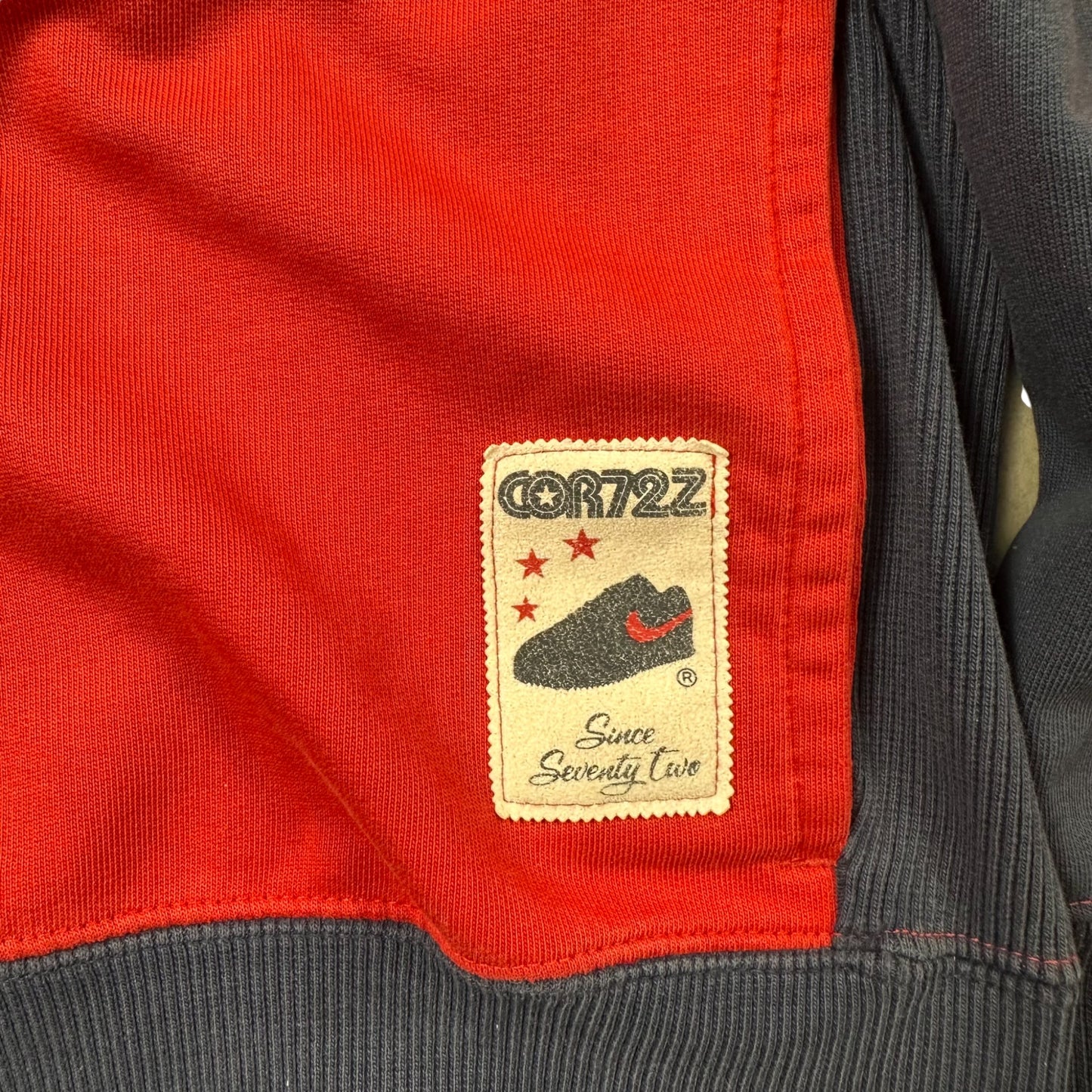 nike cortez hoodie (l)
