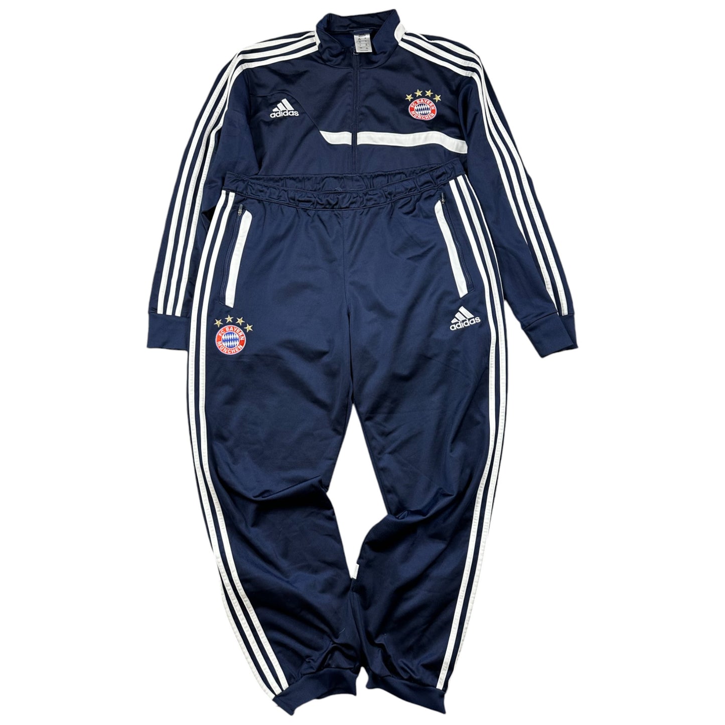 bayern tracksuit (xl)