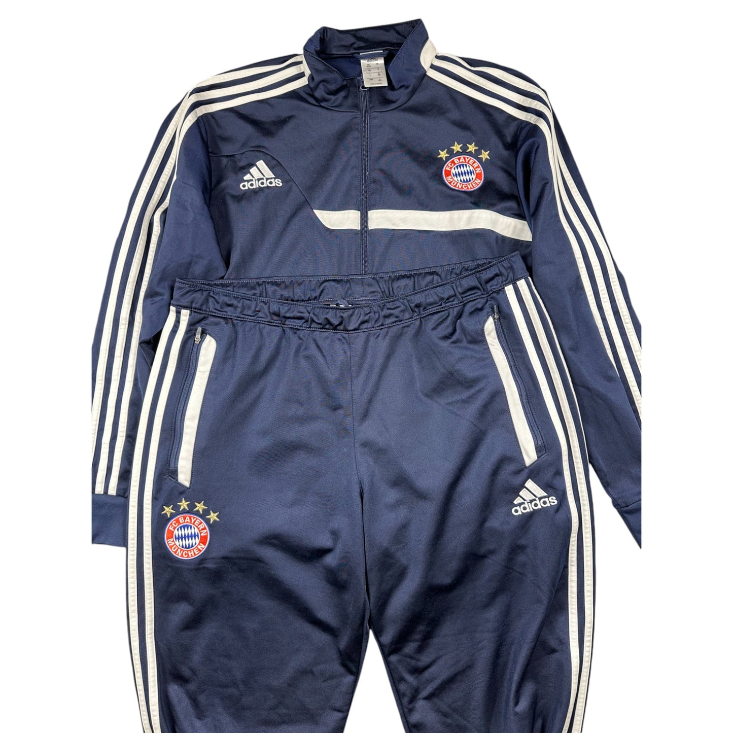 bayern tracksuit (xl)