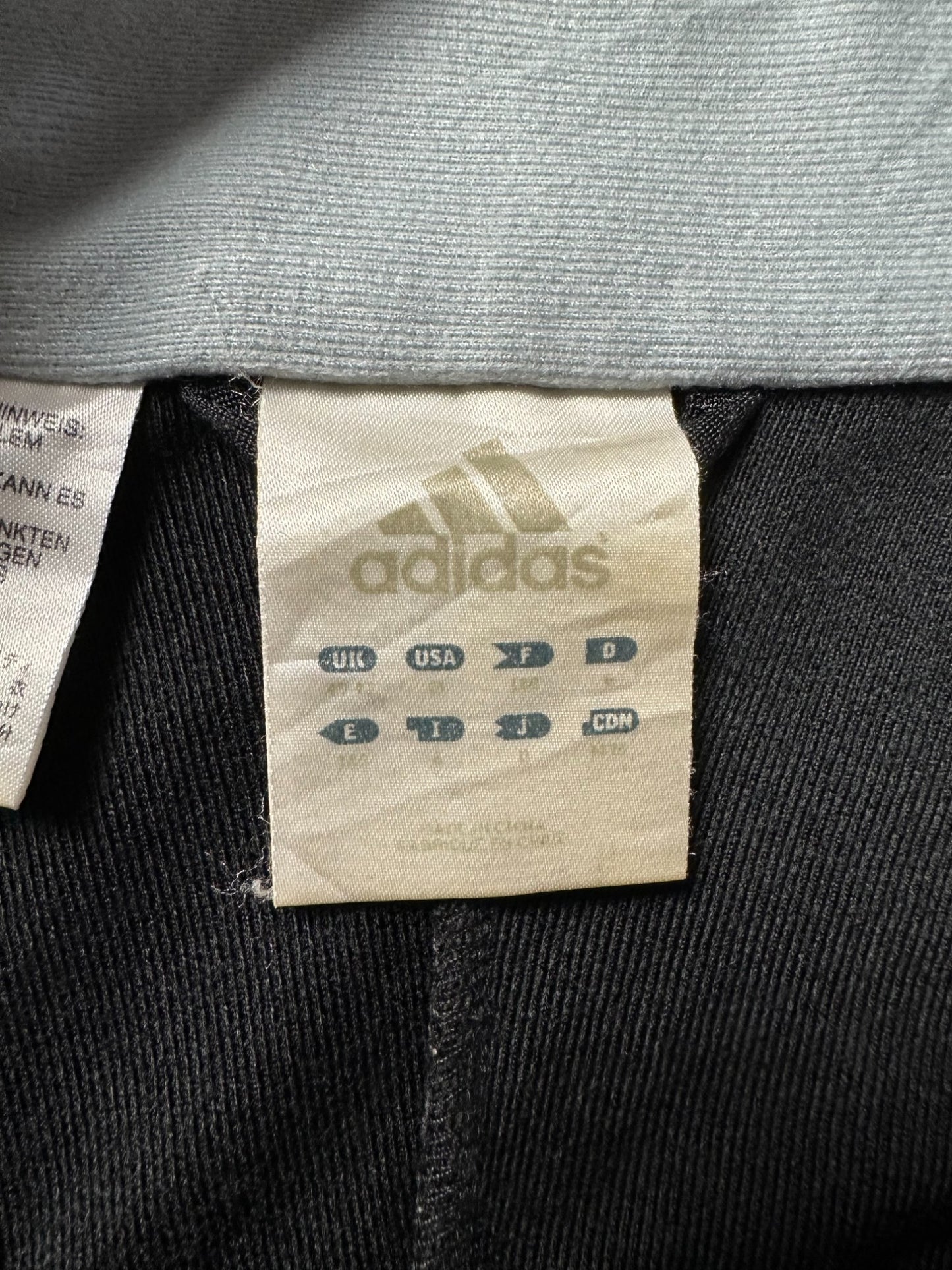 adidas trackjacke (l)