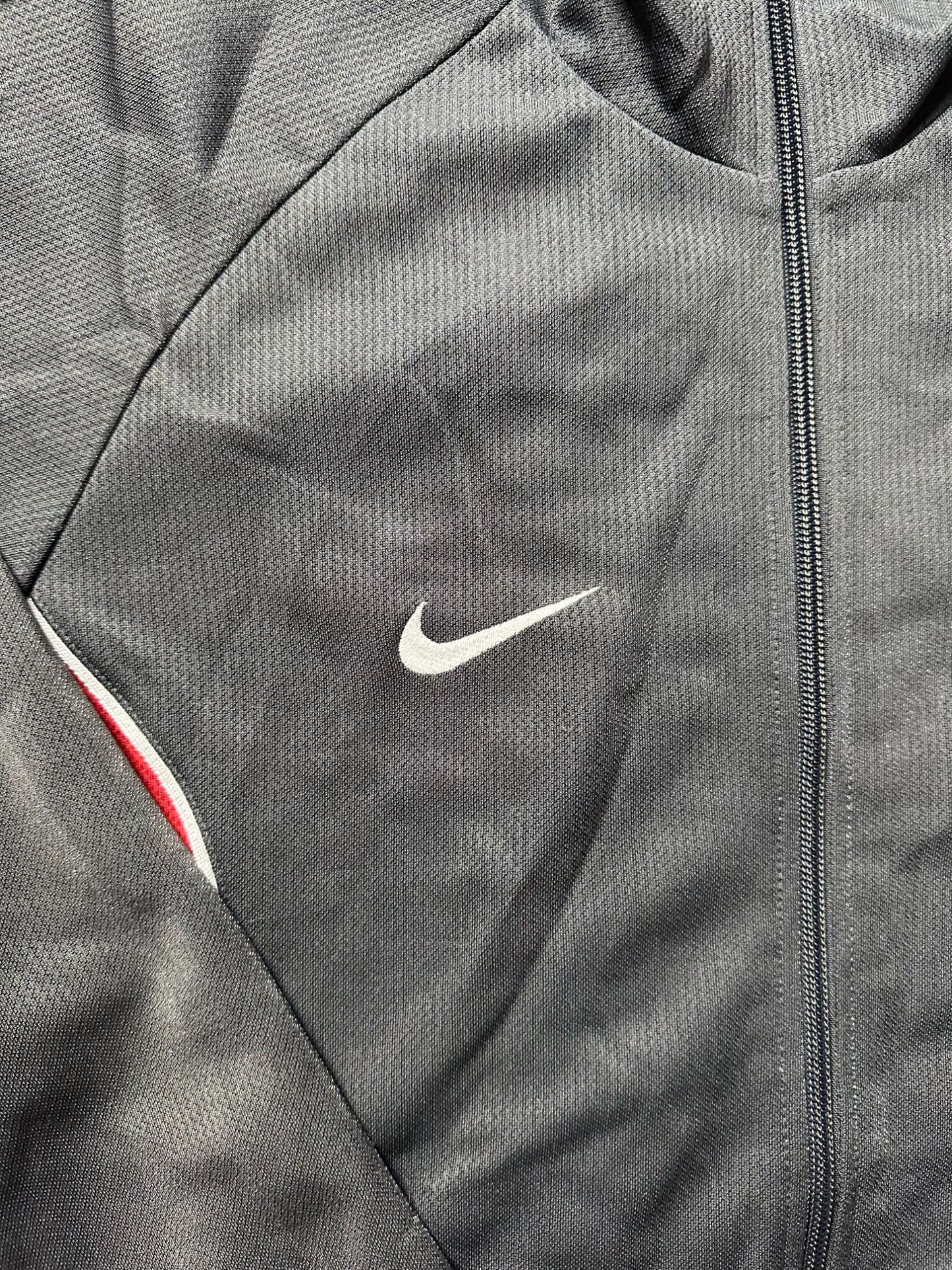 nike trackjacke (m-l)