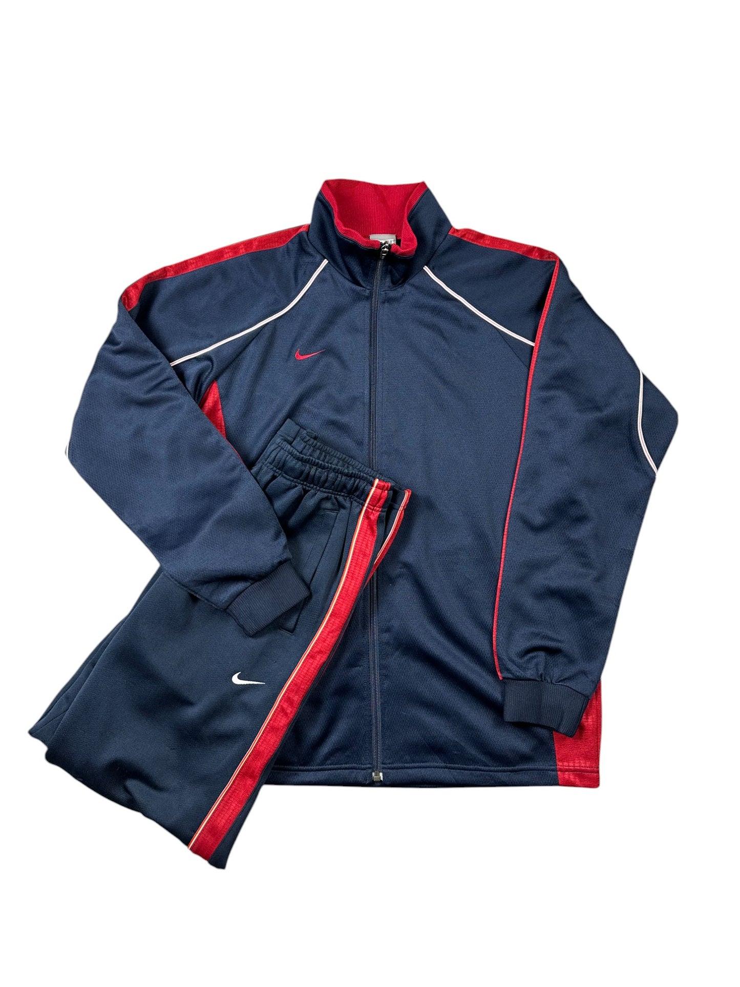 nike tracksuit (m)