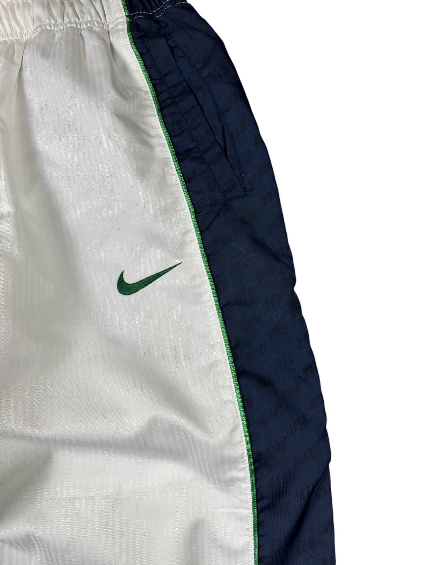 nike tracksuit (l)
