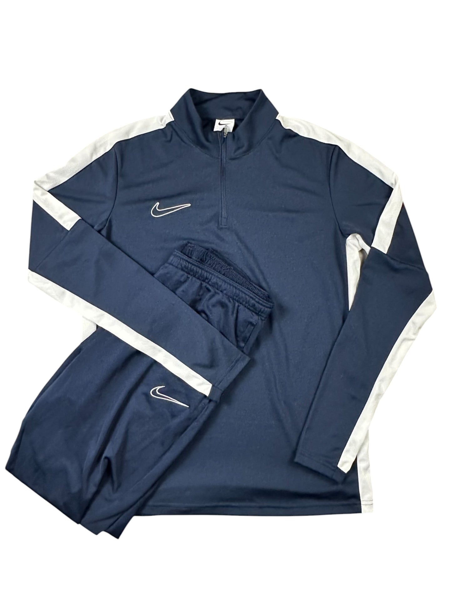 nike tracksuit (s)