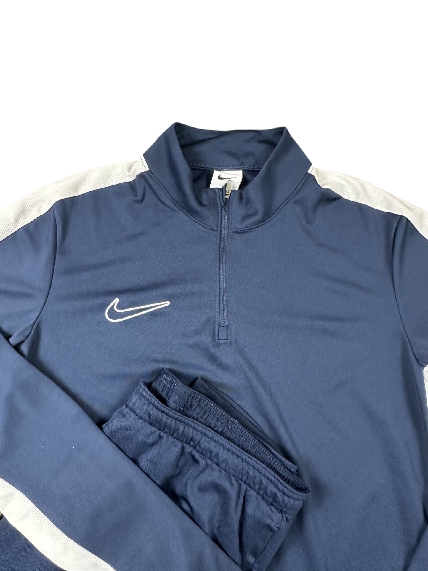 nike tracksuit (s)