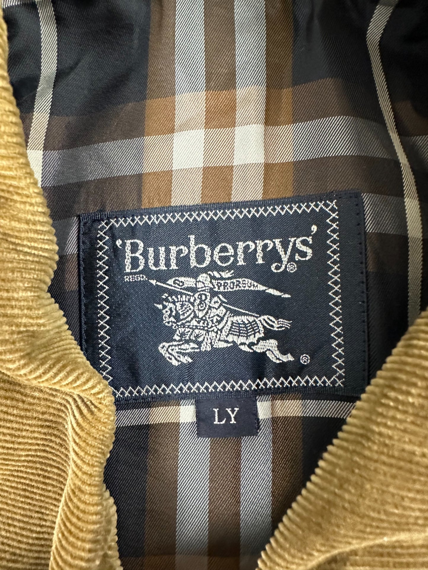 burberry jacke (l-xl)