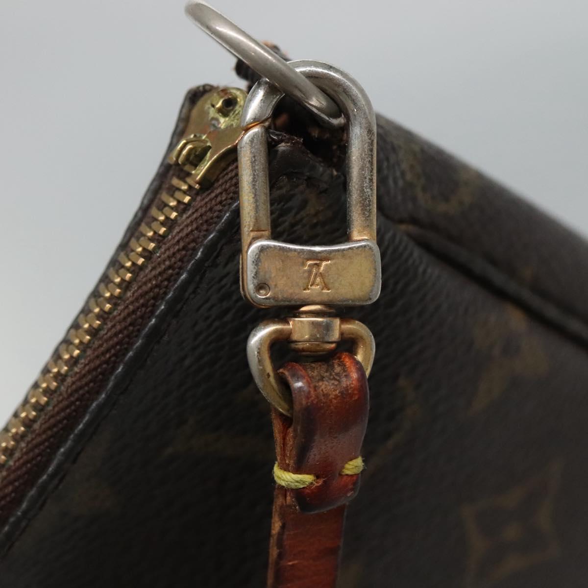louis vuitton monogram pochette