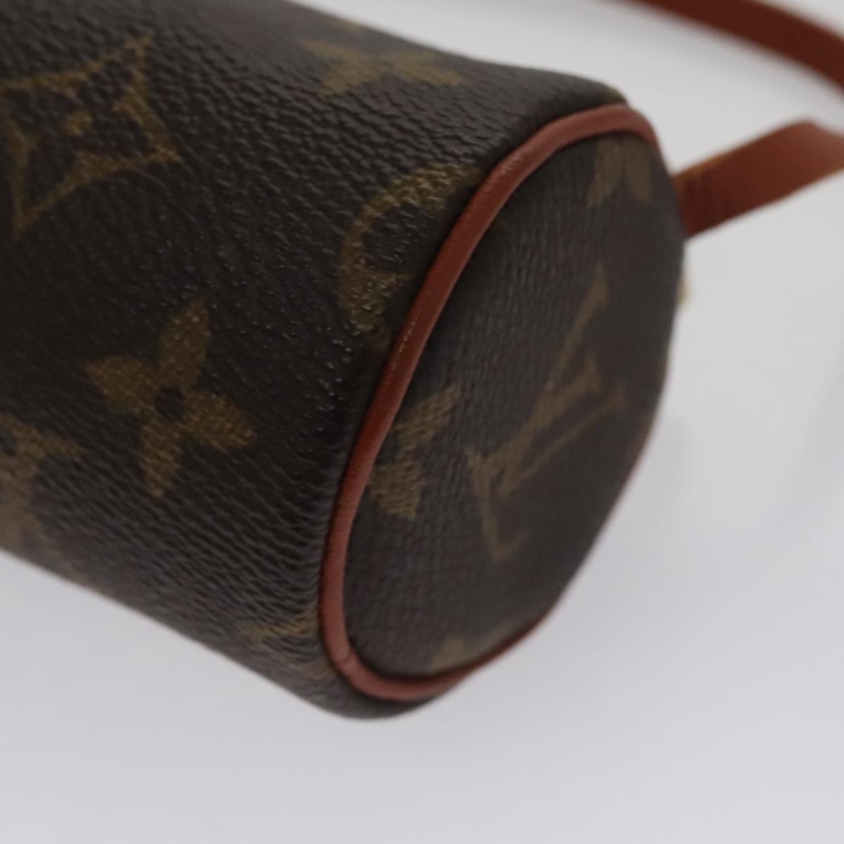 louis vuitton monogram papillon pouch