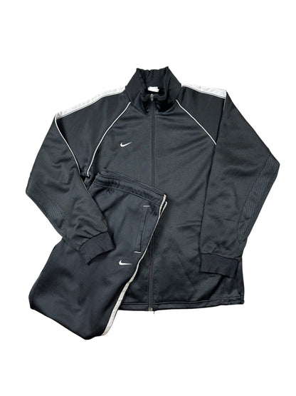 Nike Tracksuit (L)