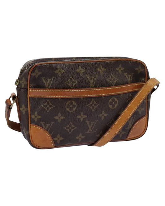 LOUIS VUITTON Monogram Trocadero 23
